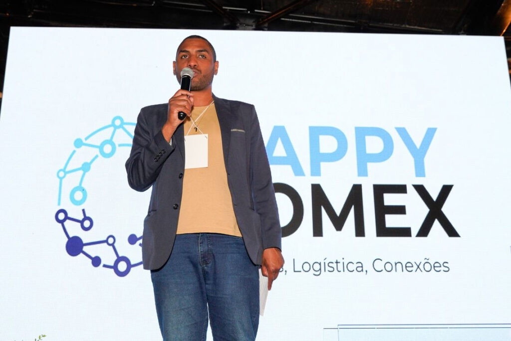 CEO da EDL Brasil marca presença na 8ª edição do HappyComex em Curitiba